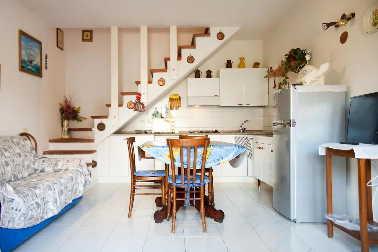 Trilocale Azzurro Apartment Porto Azzurro